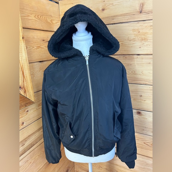 Vintage Y2K Black Faux Fur Hood Jacket Reversible Women’s Small McBling Mobwife - Picture 10 of 14